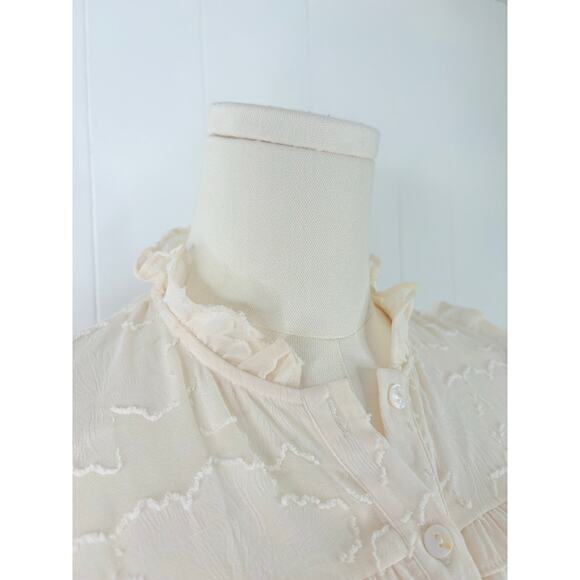 Lulus Ivory Floral Burnout Puff Sleeve Button Front Top Size XS Jacquard Blouse - Picture 9 of 13